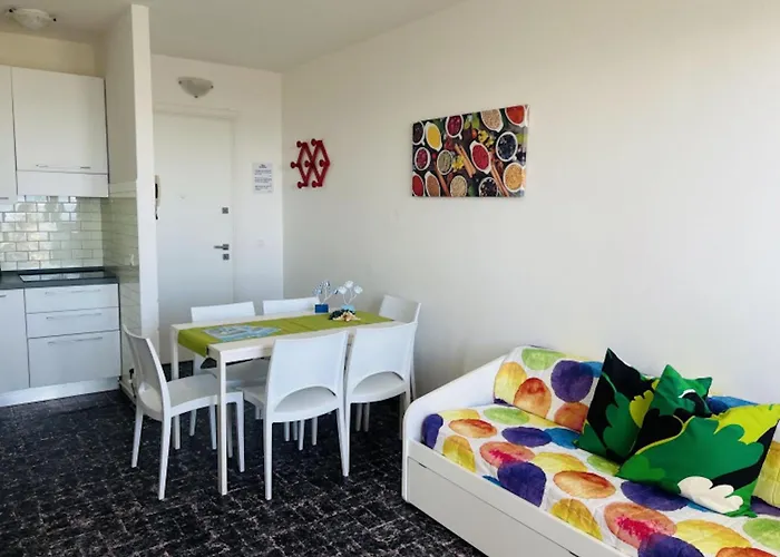 Beachfront Flat With View Appartement Bibione