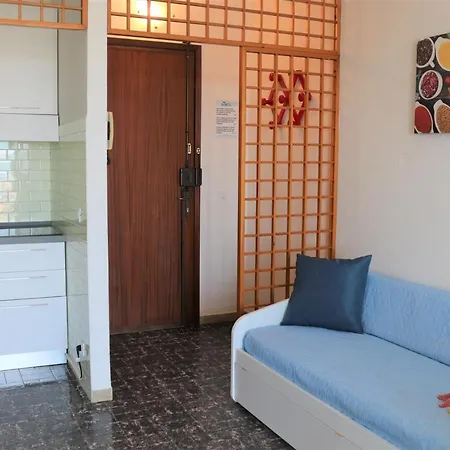 Luminous Flat With Frontal Sea View - Beahost *
