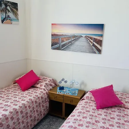아파트 Beachfront Flat With View